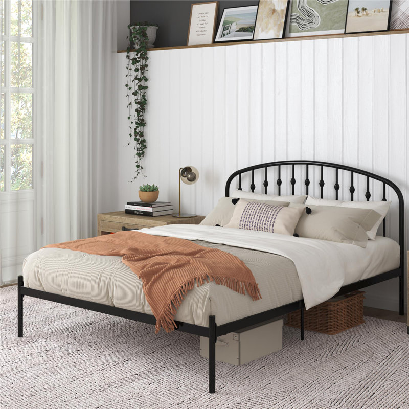 Laurel Foundry Modern Farmhouse Marianna Metal Platform Bed & Reviews